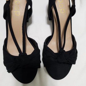 New POP black sandals, 7.5, wide?